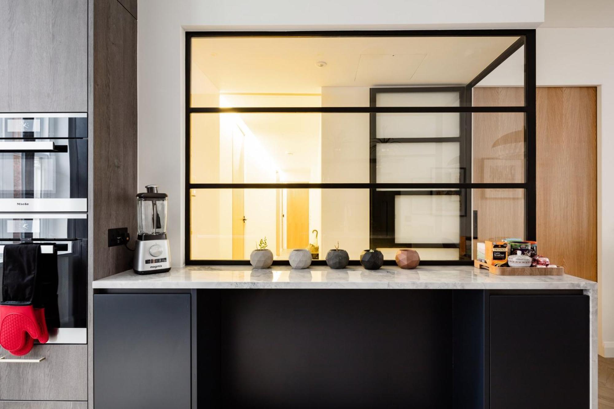 לונדון Modern Apartment & Rooms At Charing Cross מראה חיצוני תמונה