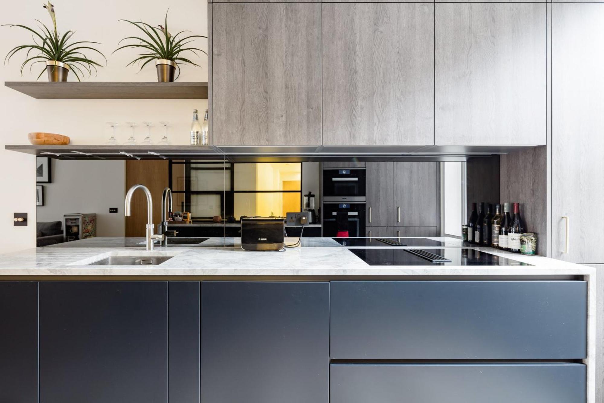 לונדון Modern Apartment & Rooms At Charing Cross מראה חיצוני תמונה