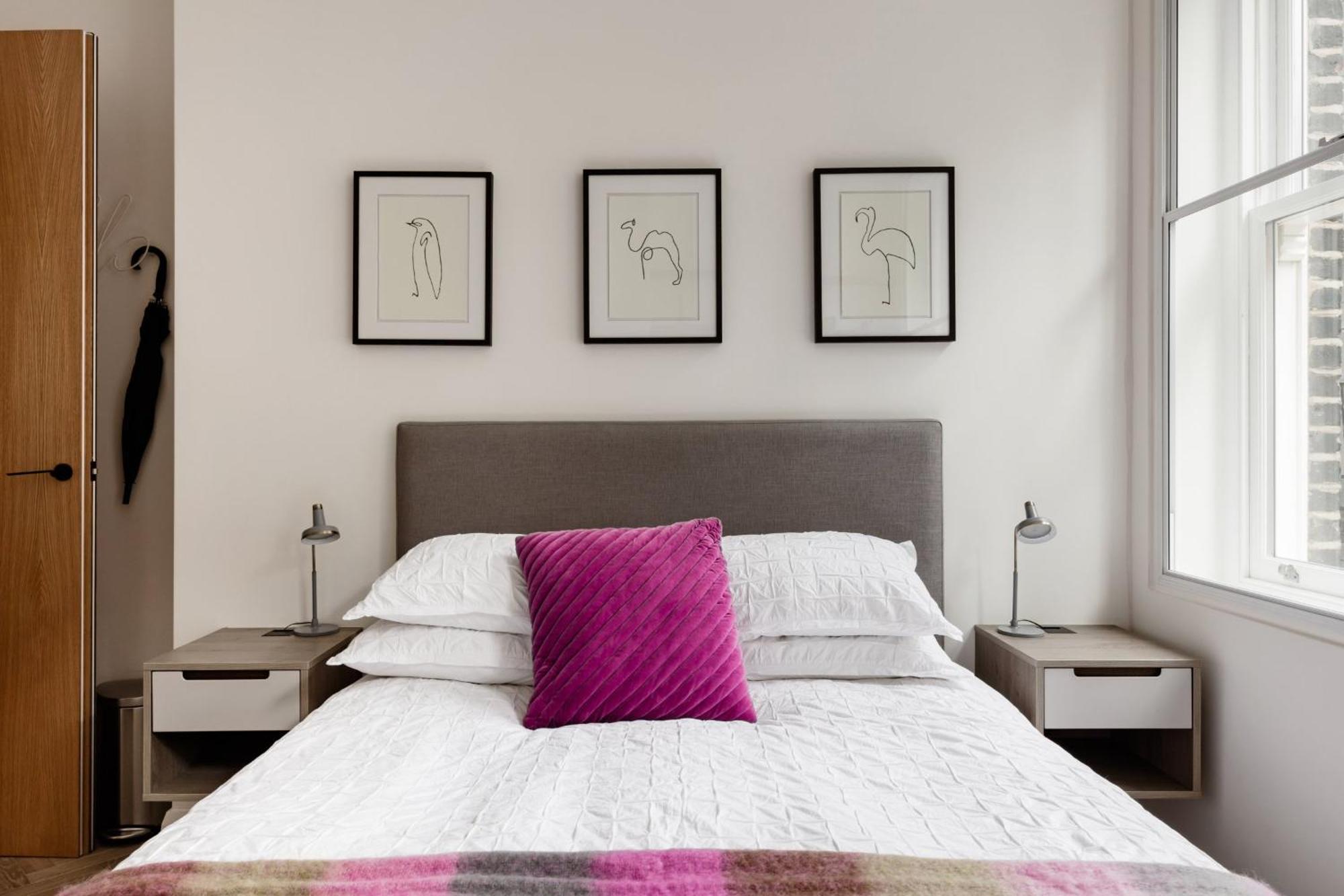 לונדון Modern Apartment & Rooms At Charing Cross מראה חיצוני תמונה