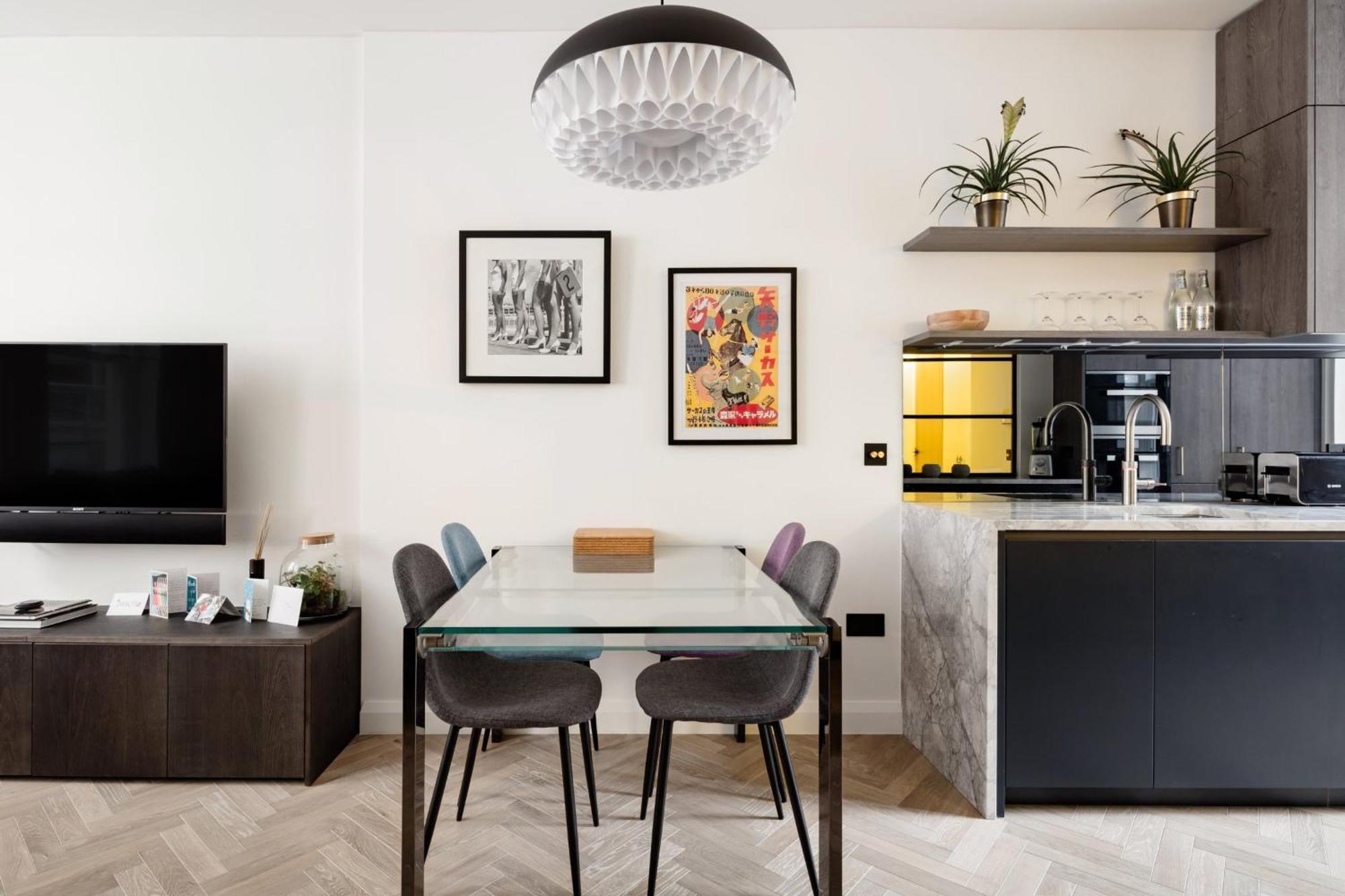 לונדון Modern Apartment & Rooms At Charing Cross מראה חיצוני תמונה