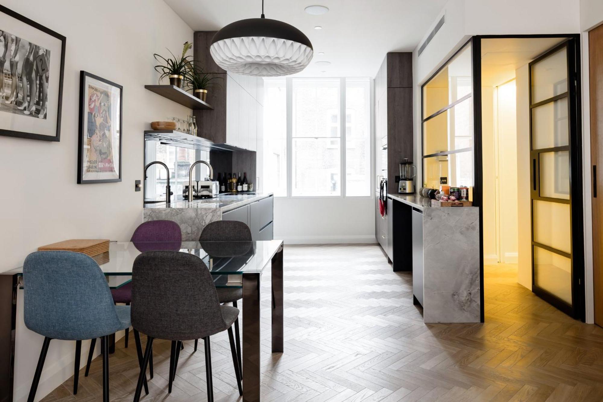 לונדון Modern Apartment & Rooms At Charing Cross מראה חיצוני תמונה