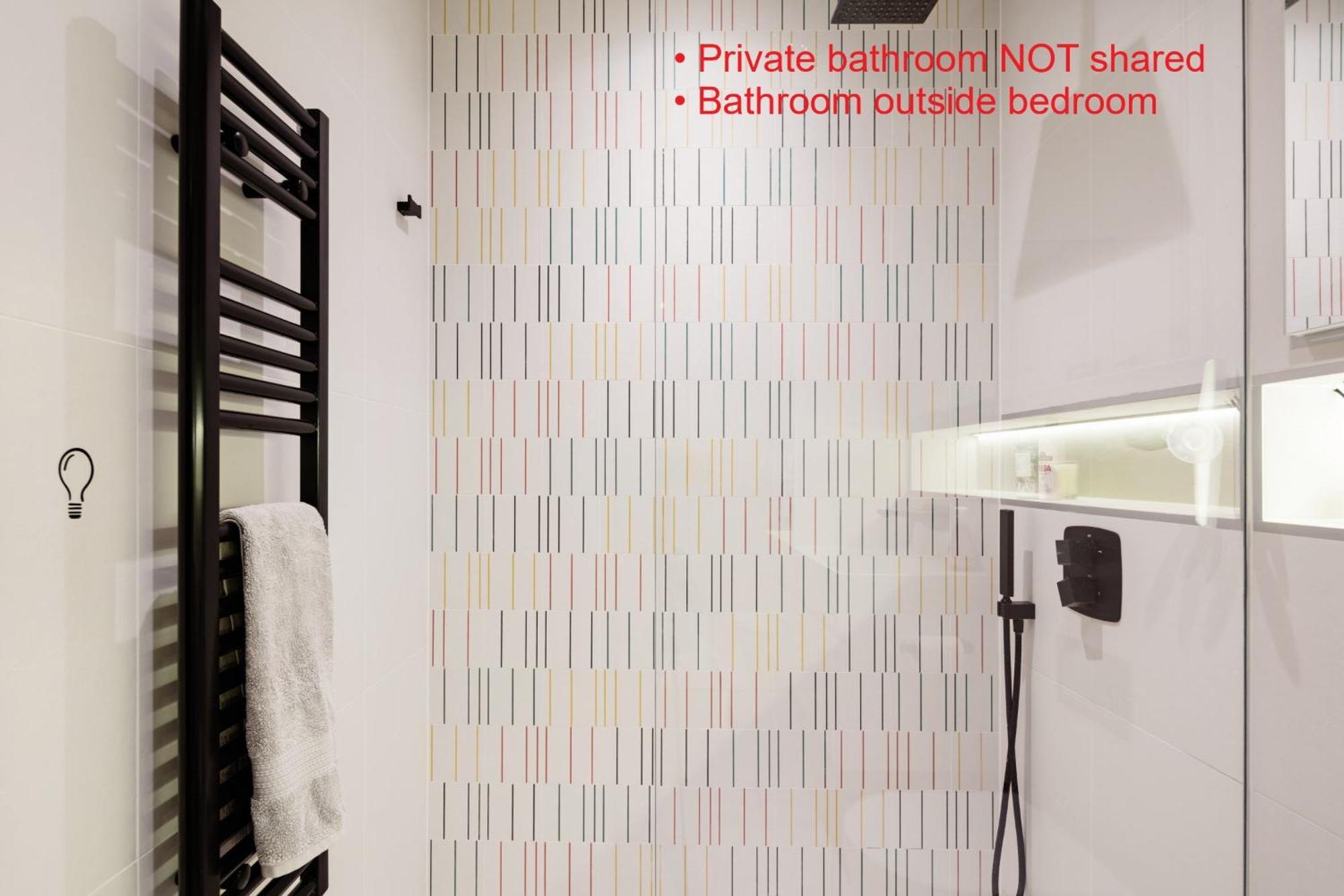 לונדון Modern Apartment & Rooms At Charing Cross מראה חיצוני תמונה